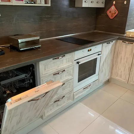 Апартамент Пепи Apartment Tsarevo