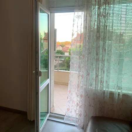 Apartment Апартамент Пепи